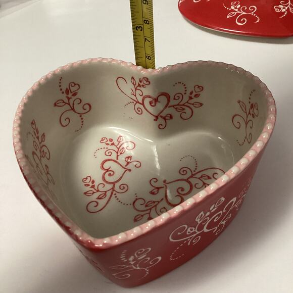 Vintage Temptations Heart Shaped Ramekin Baking Dish Lid Floral Lace Trinket Box - Picture 9 of 10